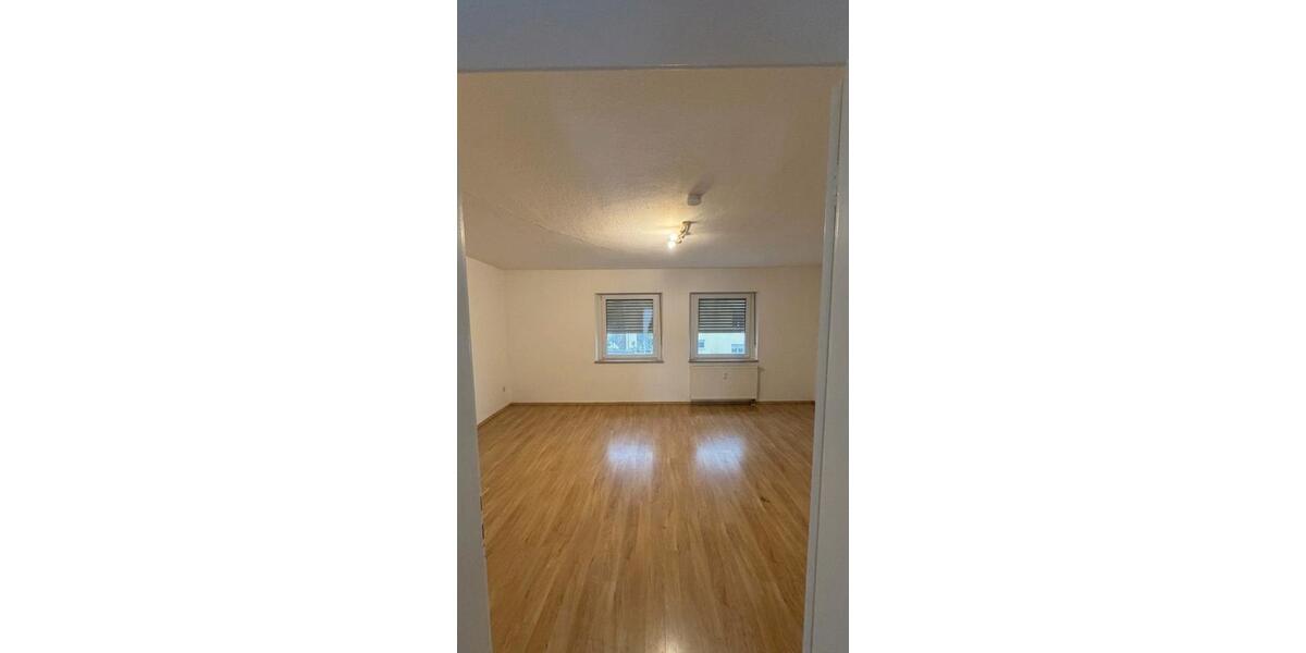 Hochparterre Nürnberg Eberhardshof - 1 Zimmer, 45 m&sup2;, 670&euro; | Angebot:25860451