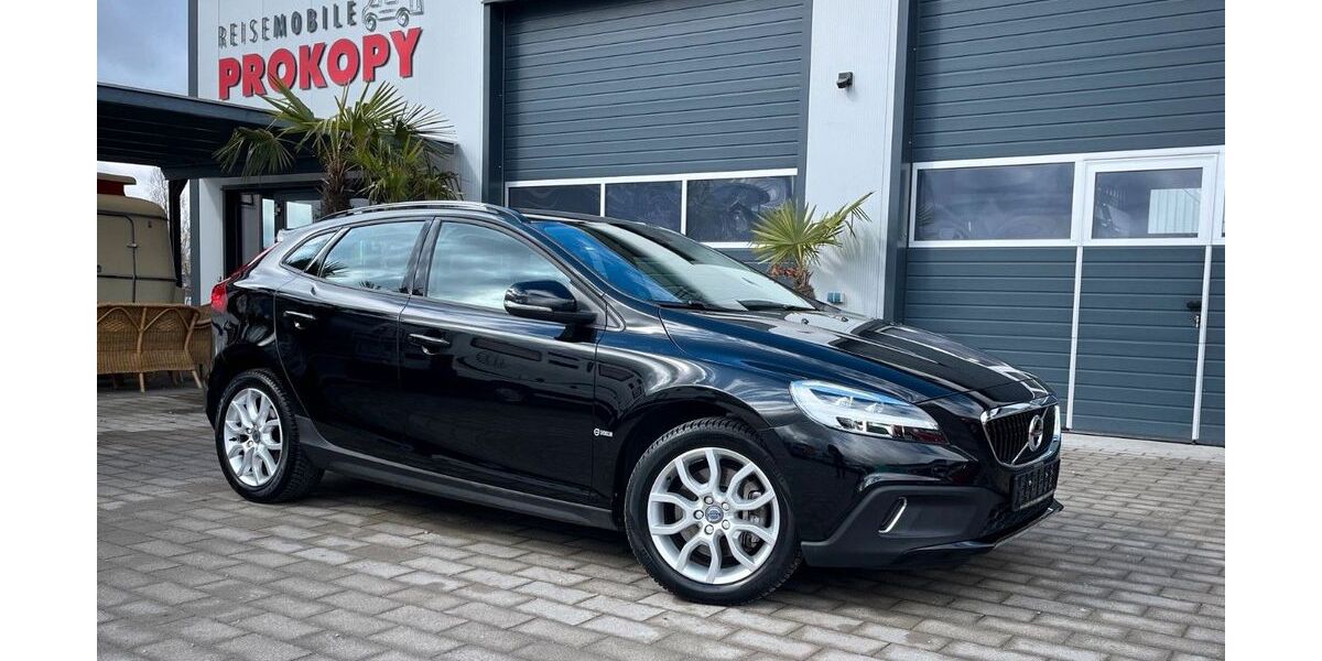 Volvo V40 Cross Country 28.000 km 17.780 &euro; Neunkirchen am Brand 91077