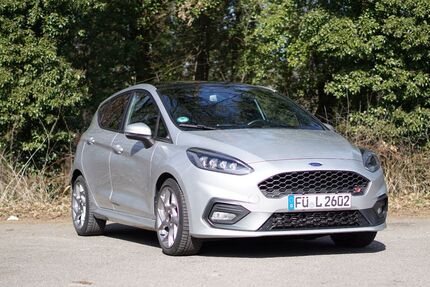 Ford Fiesta 79.500 km 15.900 &euro; Nürnberg 90453