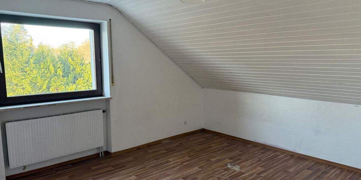 Einfamilienhaus Fürth Dambach - 6 Zimmer, 196 m&sup2;, 490.000&euro; | Angebot:25703828