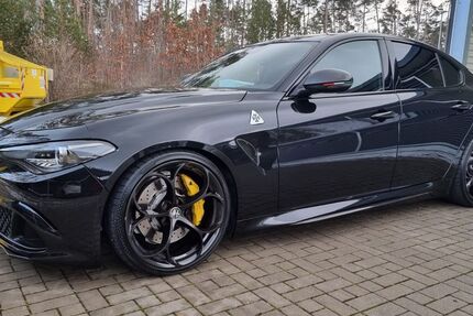 Alfa Romeo Giulia 90.300 km 45.000 &euro; Nürnberg 90489