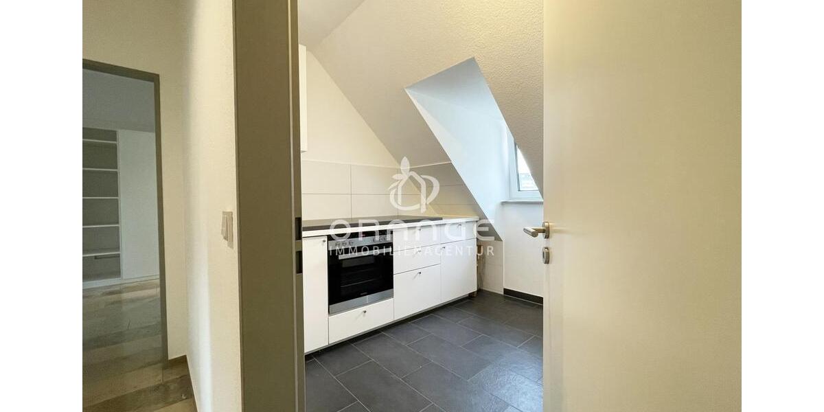 Dachgeschoßwohnung Nürnberg Gärten hinter der Veste - 3 Zimmer, 71 m&sup2;, 1.150&euro; | Angebot:25944106