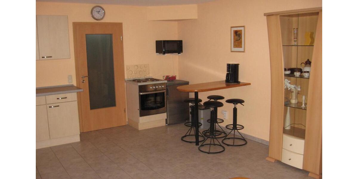 Etagenwohnung Pyrbaum - 2 Zimmer, 50 m&sup2;, 350&euro; | Angebot:26618020