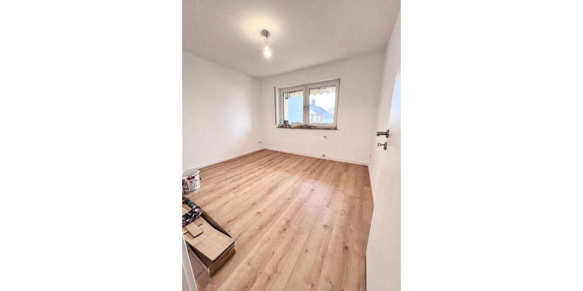 Etagenwohnung Fürth Bislohe - 3 Zimmer, 78 m&sup2;, 1.100&euro; | Angebot:25918697