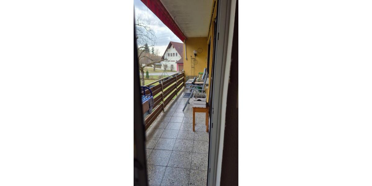 Etagenwohnung Leinburg - 3 Zimmer, 87 m&sup2;, 890&euro; | Angebot:25711945