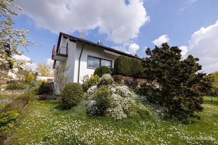 Haus Fürth Burgfarrnbach - 6 Zimmer, 174 m&sup2;, 699.000&euro; | Angebot:26320379