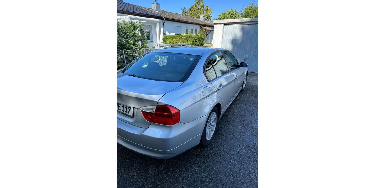 BMW 318 188.000 km 4.250 &euro; Erlangen 91058