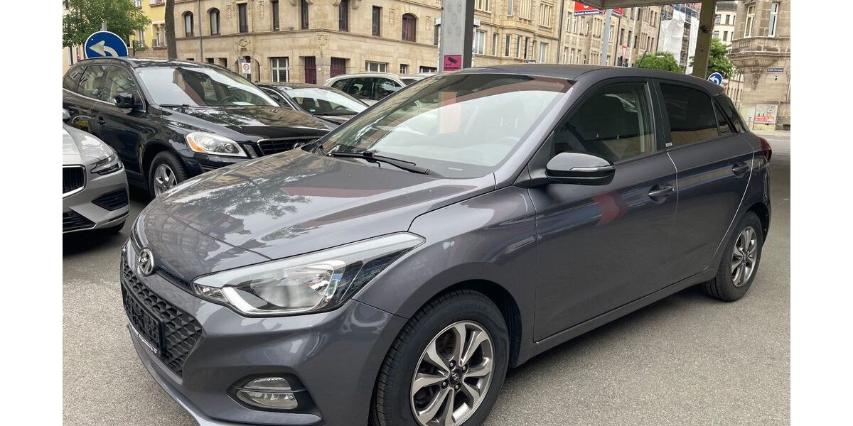 Hyundai i20 94.374 km 8.990 &euro; Fürth ( bei Nürnberg ) 90762