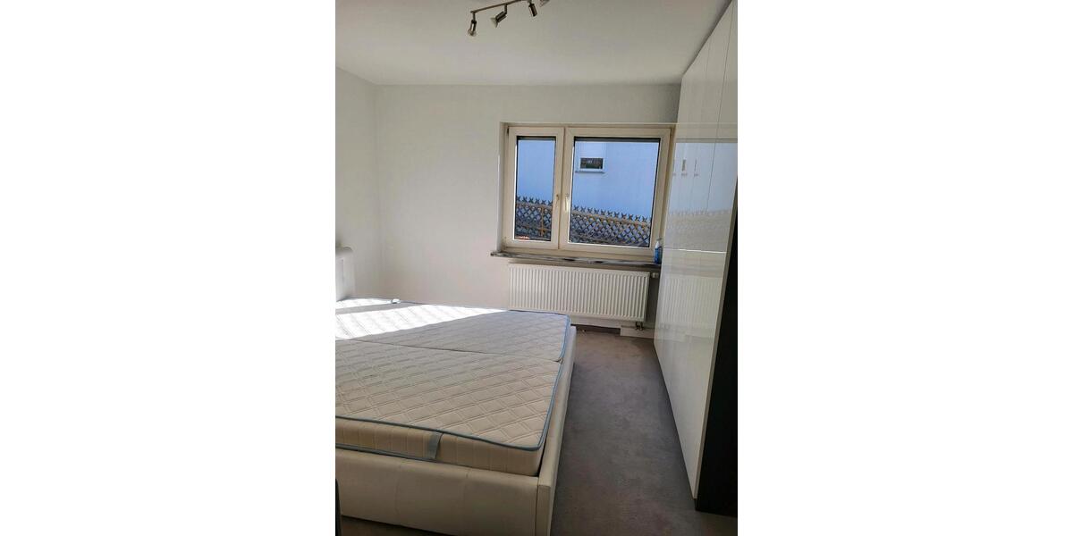 Erdgeschoßwohnung Herzogenaurach - 3 Zimmer, 90 m&sup2;, 1.100&euro; | Angebot:25270380