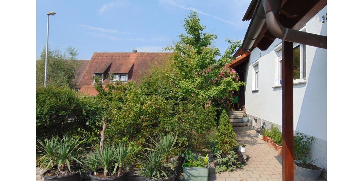 Einfamilienhaus Heßdorf - 5 Zimmer, 255 m&sup2;, 620.000&euro; | Angebot:25395539