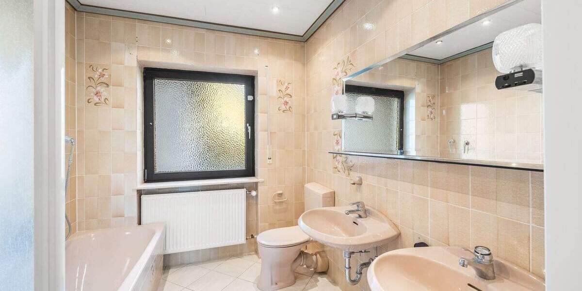 Einfamilienhaus Markt Erlbach Eschenbach - 5 Zimmer, 140 m&sup2;, 469.000&euro; | Angebot:25670112