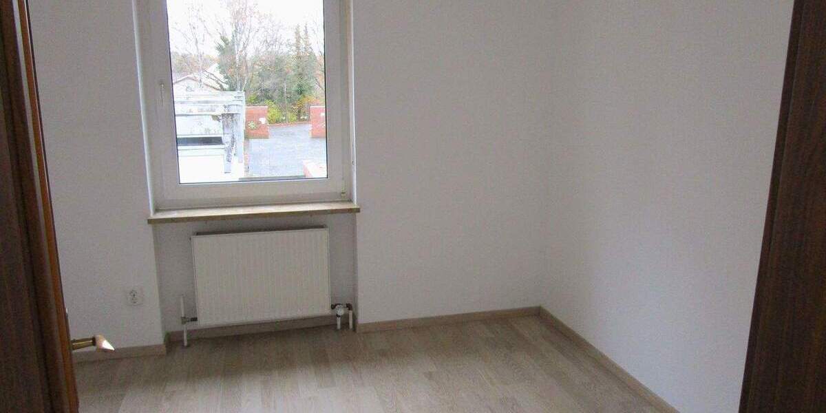 Etagenwohnung Nürnberg Langwasser - 4 Zimmer, 98 m&sup2;, 369.000&euro; | Angebot:25778196