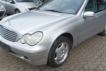 Mercedes-Benz C 240 148.892 km 1.899 &euro; Nürnberg 90439