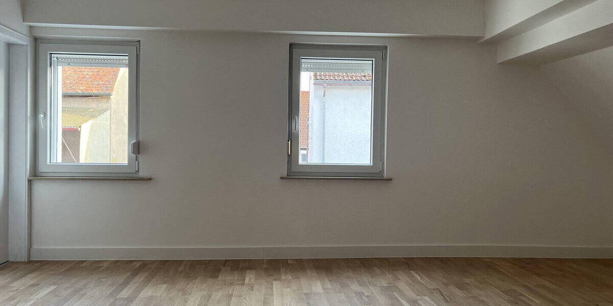 Mehrfamilienhaus, Wohnhaus Ammerndorf - 6 Zimmer, 200 m&sup2;, 499.000&euro; | Angebot:25969550