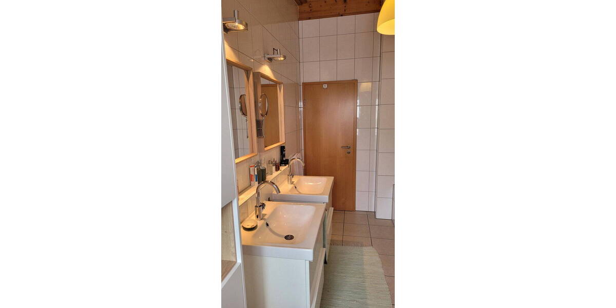 Reihenmittelhaus Erlangen Büchenbach - 4 Zimmer, 120 m&sup2;, 625.000&euro; | Angebot:25927755