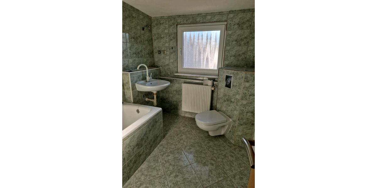 Dachgeschoßwohnung Forchheim - 3 Zimmer, 75 m&sup2;, 800&euro; | Angebot:26637317