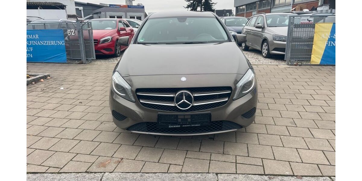 Mercedes-Benz A 220 186.568 km 9.999 &euro; Fürth 90763