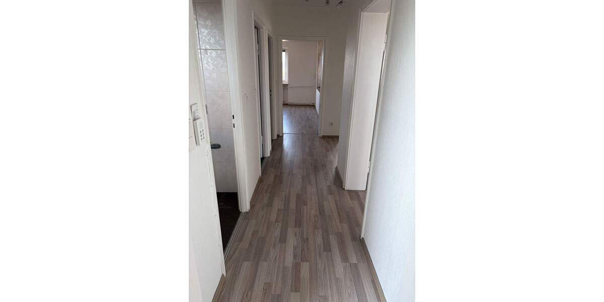 Etagenwohnung Fürth Hardhöhe - 3 Zimmer, 82 m&sup2;, 250.000&euro; | Angebot:25705660