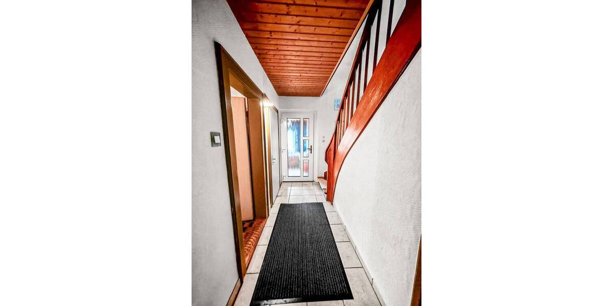 Einfamilienhaus Heroldsberg - 8 Zimmer, 190 m&sup2;, 535.000&euro; | Angebot:26641790