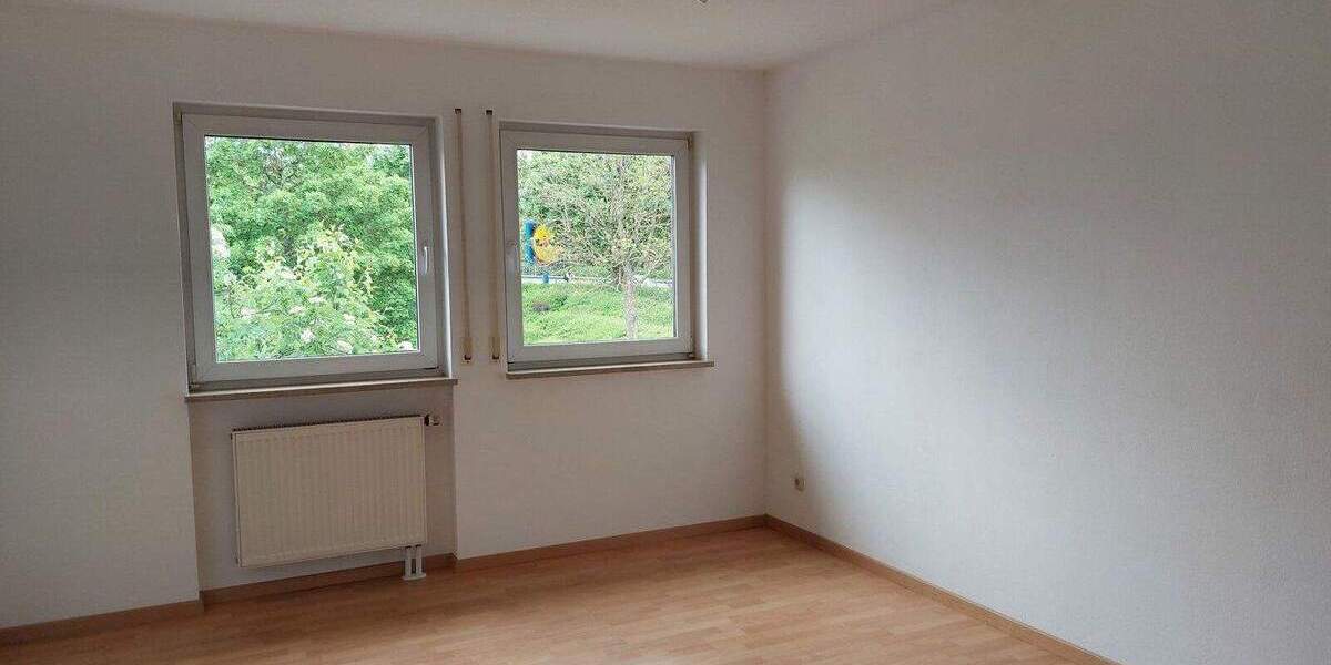 Etagenwohnung Erlangen Bruck - 3 Zimmer, 85 m&sup2;, 370.000&euro; | Angebot:25821605