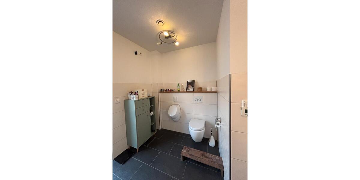 Erdgeschoßwohnung Buckenhof - 2 Zimmer, 94 m&sup2;, 900&euro; | Angebot:26577630