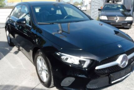 Mercedes-Benz A 200 122.000 km 15.900 &euro; Fürth 90763