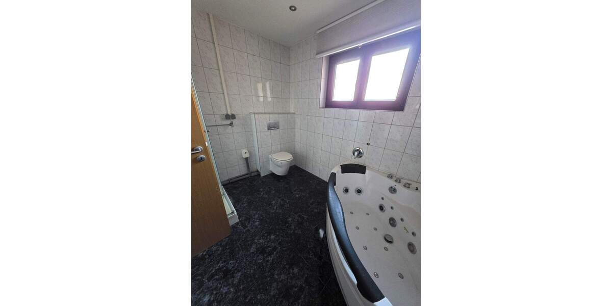 Etagenwohnung Feucht - 3 Zimmer, 100 m&sup2;, 349.000&euro; | Angebot:25984634