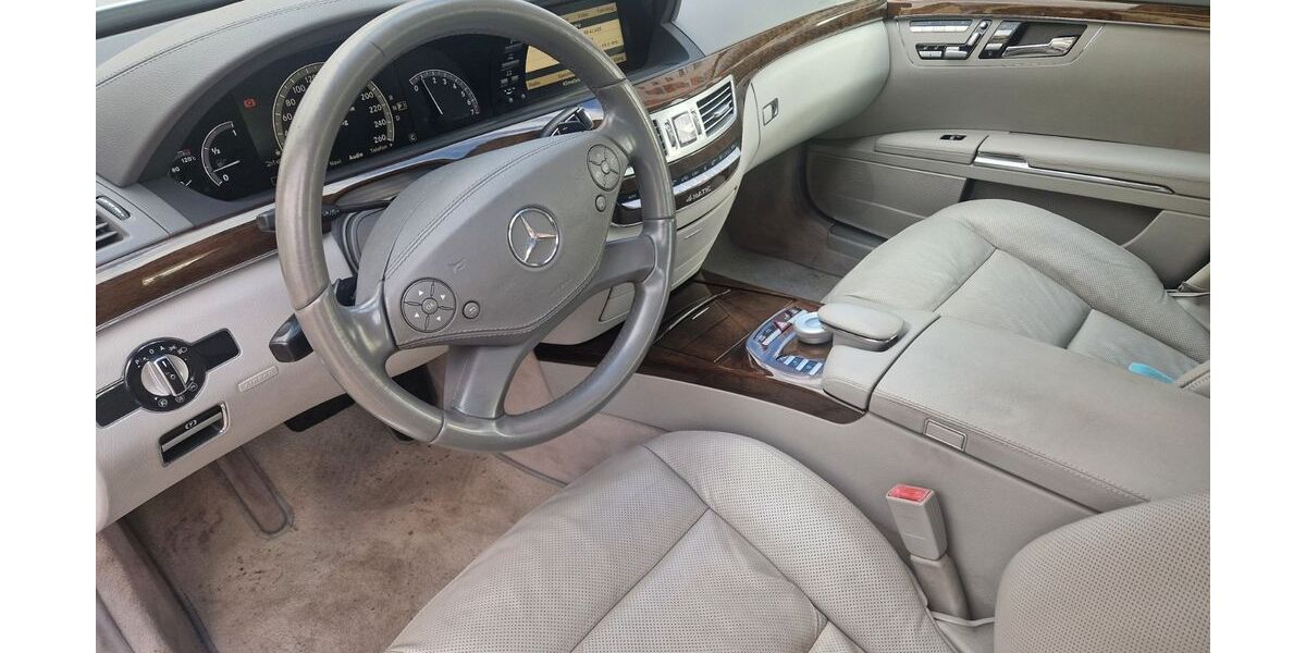 Mercedes-Benz S 350 172.000 km 13.500 &euro; Nürnberg 90451