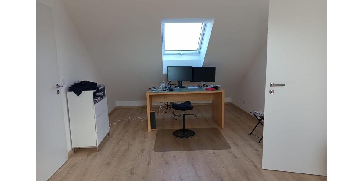 Dachgeschoßwohnung Herzogenaurach - 1 Zimmer, 44 m&sup2;, 690&euro; | Angebot:25793612