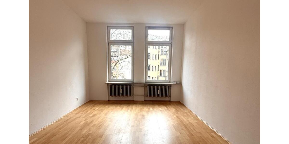 Etagenwohnung Nürnberg Eberhardshof - 3 Zimmer, 105 m&sup2;, 1.360&euro; | Angebot:25481406