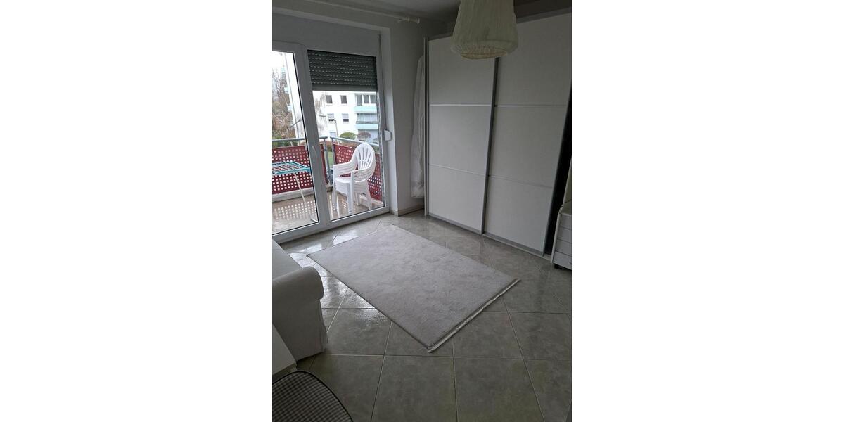 Etagenwohnung Nürnberg Gibitzenhof - 3 Zimmer, 90 m&sup2;, 1.350&euro; | Angebot:25904039