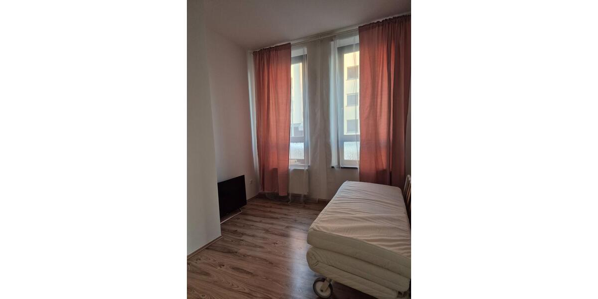 Erdgeschoßwohnung Nürnberg Zerzabelshof - 2 Zimmer, 49 m&sup2;, 900&euro; | Angebot:25854901