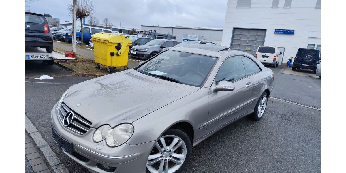 Mercedes-Benz CLK 220 152.000 km 9.950 &euro; Fürth 90763