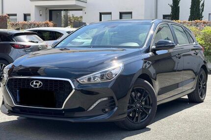 Hyundai i30 45.000 km 12.600 &euro; Erlangen 91058