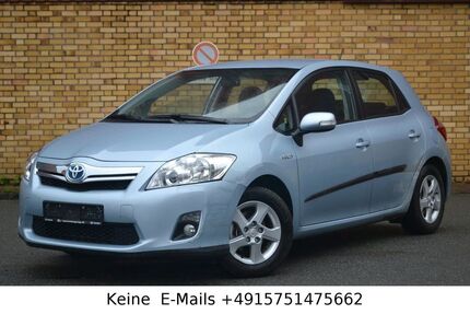 Toyota Auris 49.684 km 6.499 &euro; Nürnberg 90441