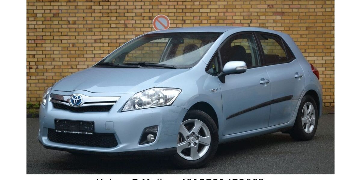 Toyota Auris 49.684 km 6.499 &euro; Nürnberg 90441