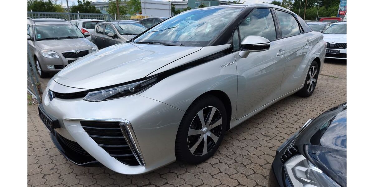 Toyota Mirai 124.000 km 6.990 &euro; Nürnberg 90439