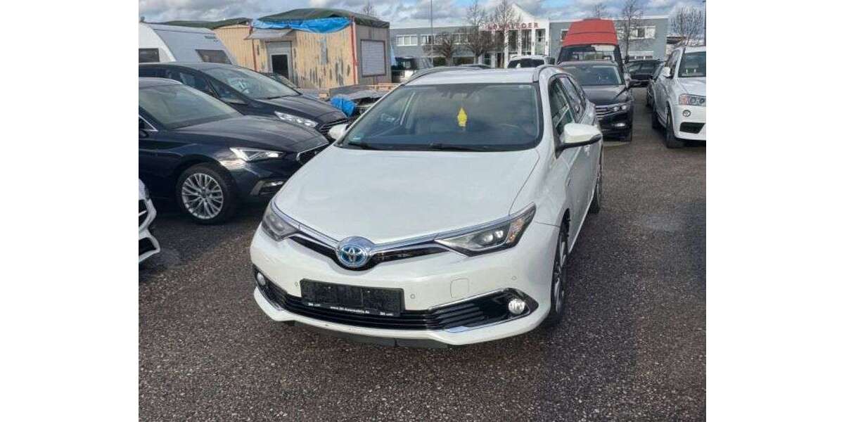 Toyota Auris 200.000 km 11.100 &euro; Fuerth 90763