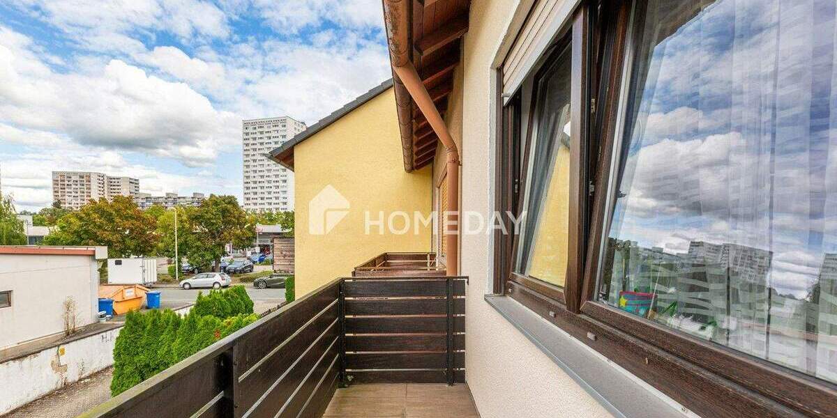 Reihenmittelhaus Erlangen Bruck - 7 Zimmer, 138 m&sup2;, 645.000&euro; | Angebot:25688306