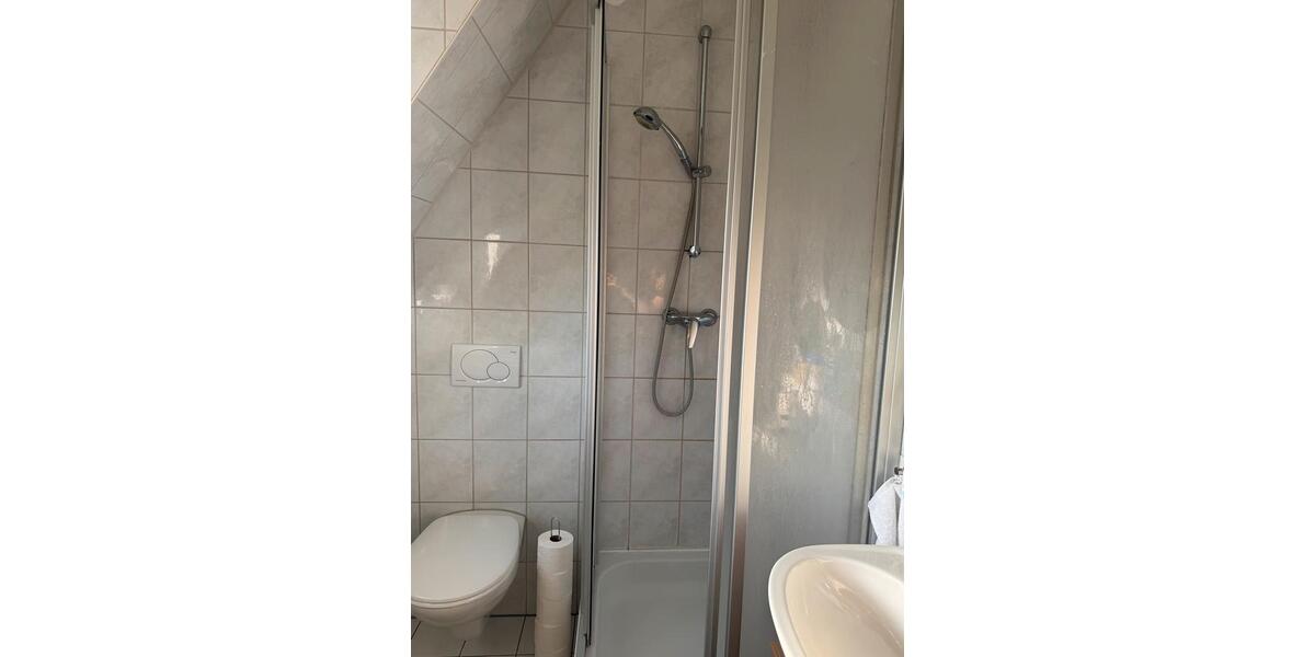 Dachgeschoßwohnung Forchheim - 3 Zimmer, 75 m&sup2;, 780&euro; | Angebot:26633312