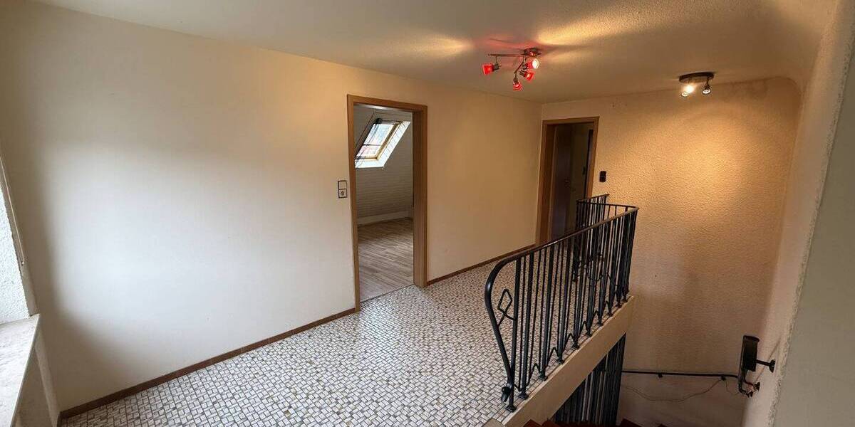 Einfamilienhaus Büchenbach Tennenlohe - 6 Zimmer, 174 m&sup2;, 680.000&euro; | Angebot:25983266