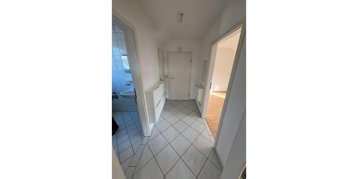 Dachgeschoßwohnung Lauf an der Pegnitz - 2 Zimmer, 55 m&sup2;, 550&euro; | Angebot:26483990
