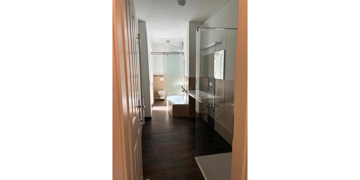 Erdgeschoßwohnung Fürth Altstadt - 4 Zimmer, 103 m&sup2;, 1.250&euro; | Angebot:26462969