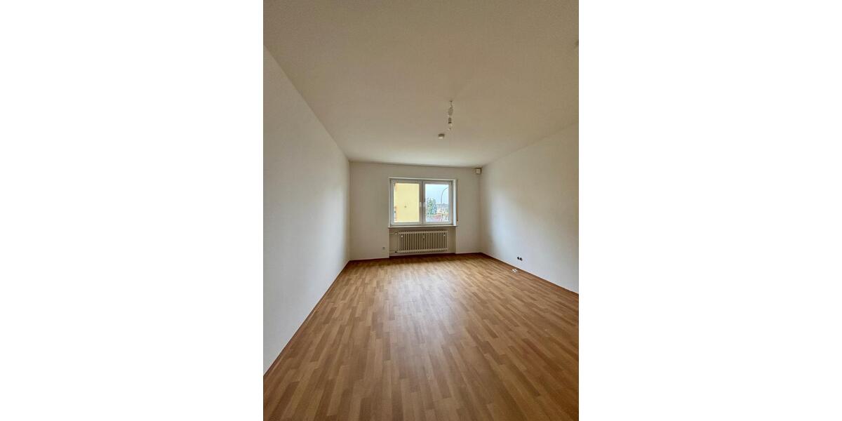 Etagenwohnung Herzogenaurach - 4 Zimmer, 82 m&sup2;, 790&euro; | Angebot:25842260