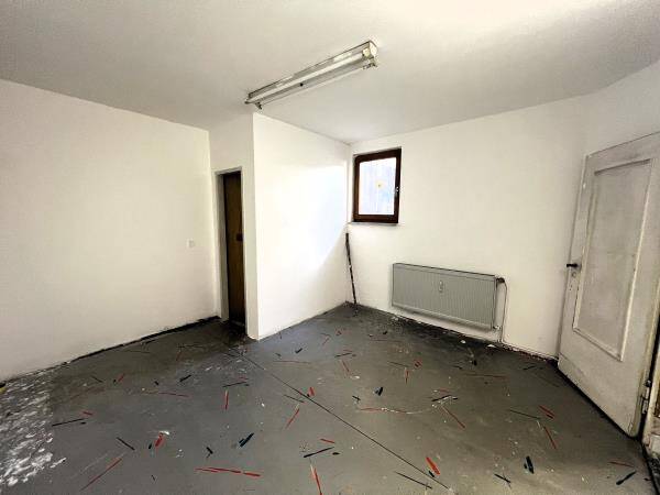 Gewerbeobjekt Lauf - 3 Zimmer, 750&euro; | Angebot:25748005