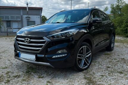 Hyundai TUCSON 62.000 km 16.950 &euro; Schwabach 91126