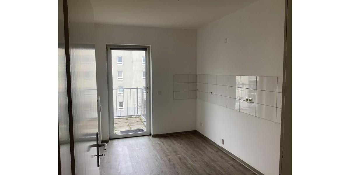 Dachgeschoßwohnung Erlangen Bruck - 2 Zimmer, 71 m&sup2;, 882&euro; | Angebot:25350337