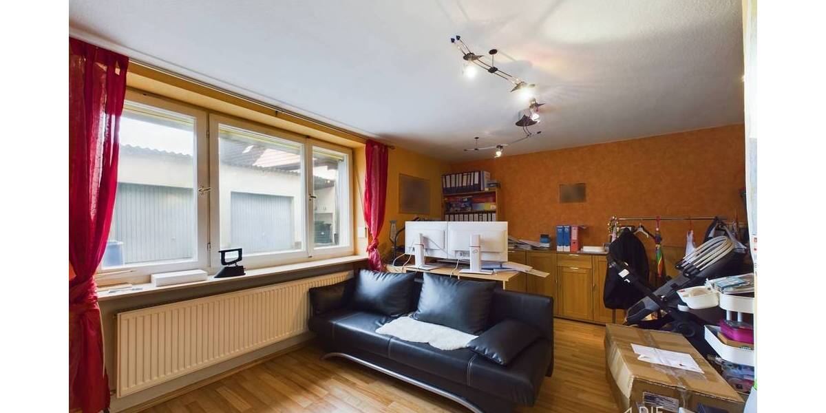 Mehrfamilienhaus, Wohnhaus Lauf an der Pegnitz Bullach - 9 Zimmer, 110 m&sup2;, 700.000&euro; | Angebot:25672588