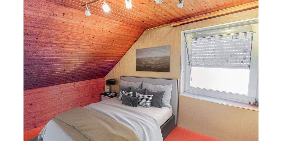 Mehrfamilienhaus, Wohnhaus Cadolzburg - 9 Zimmer, 245 m&sup2;, 655.000&euro; | Angebot:25654284