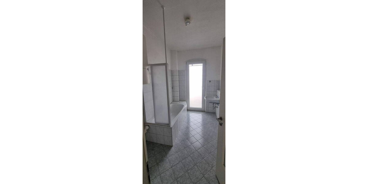 Etagenwohnung Nürnberg Rennweg - 2 Zimmer, 64 m&sup2;, 745&euro; | Angebot:25978537